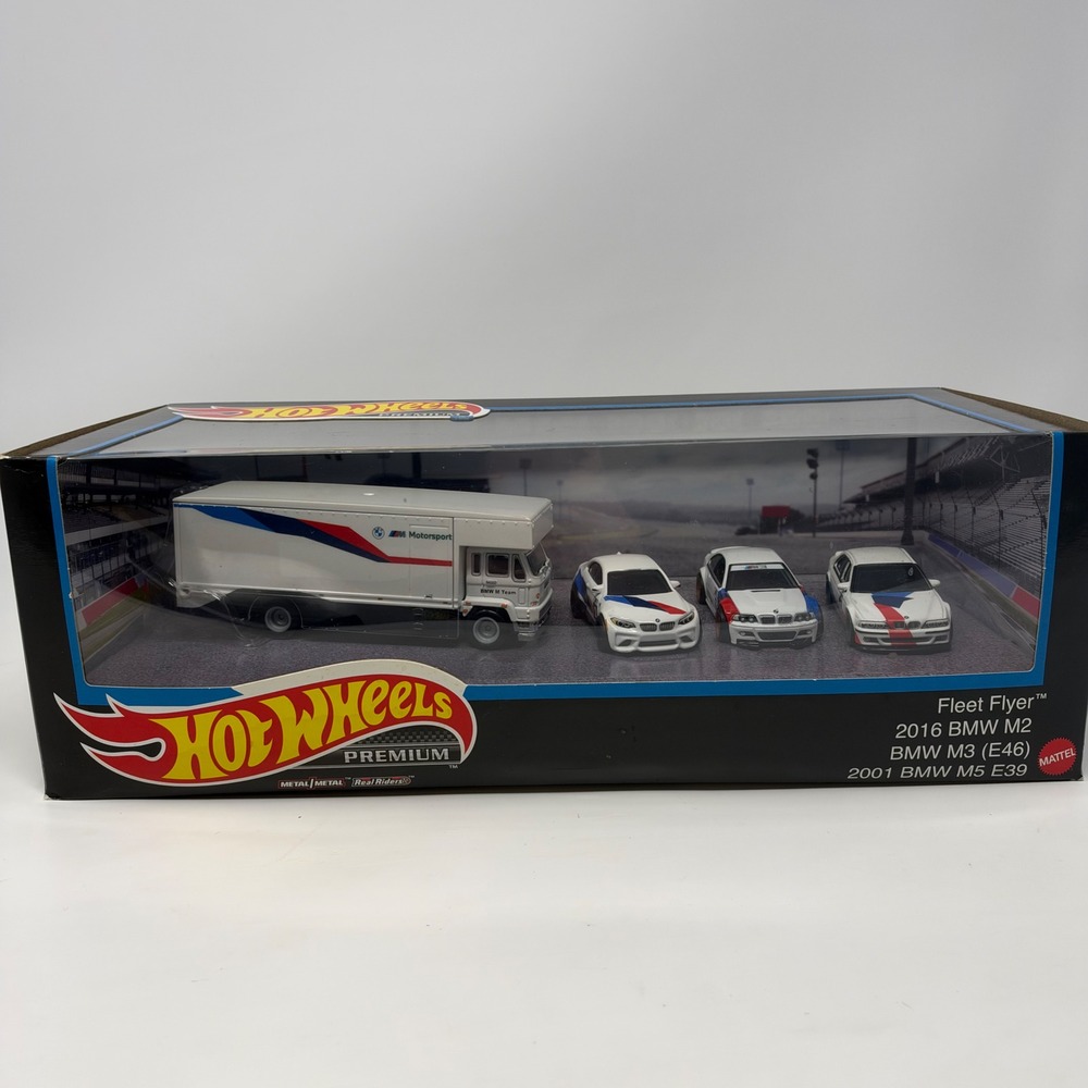 Hot Wheels Premium BMW M Team Fleet Flyer 2016 M2 M3 E46 2001 M5 E39 Set HCR52